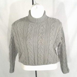 Sage loose turtle neck short sweater (M)